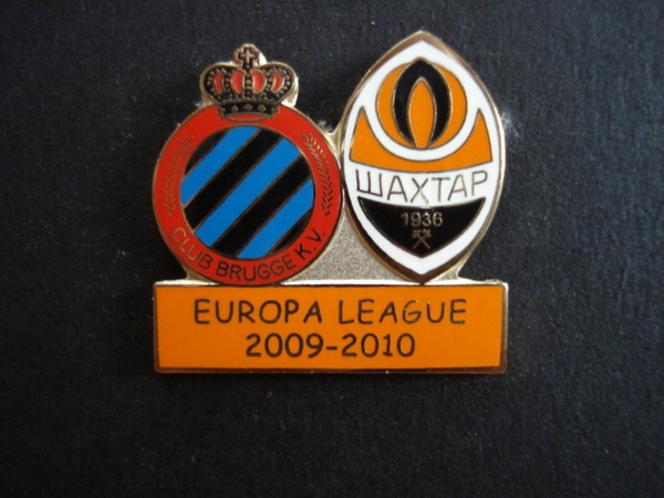 Pins UEFA 2009-10.3