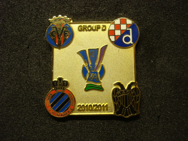 Pins UEFA 2010-11.2