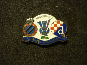 Pins UEFA 2010-11.4