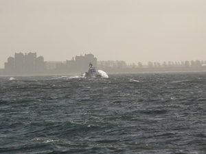 Sloehaven met boot 111