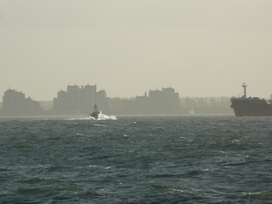 Sloehaven met boot 114