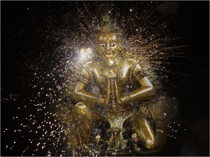 india udaipur temple statue