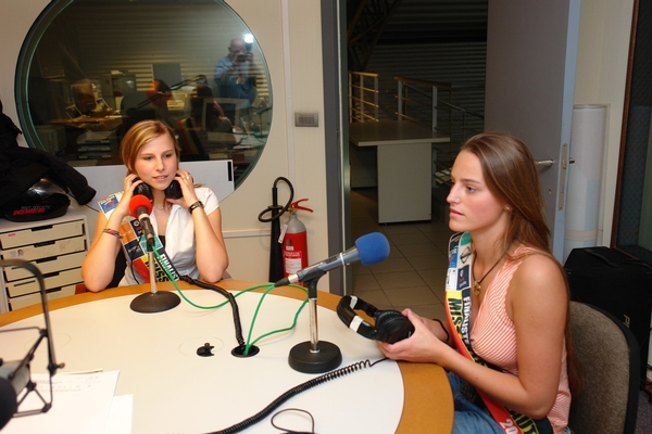 Tessa en Niké bij radio roelland13