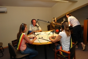 Tessa en Niké bij radio roelland55