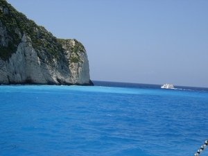 Navagio beach - scheepswrak7