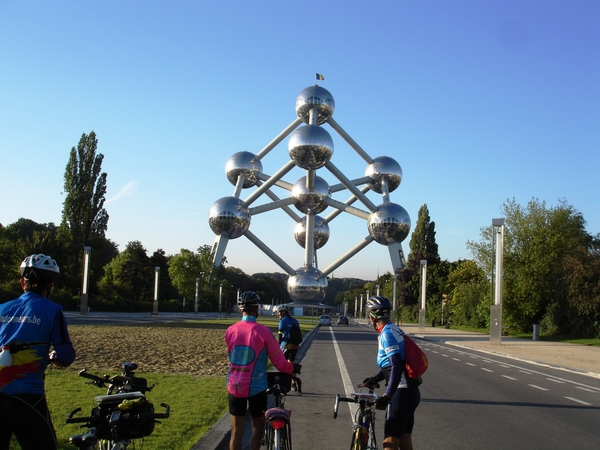 HCH-24-06-09-Atomium Brussel