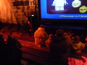 2009_11_01 23 Windsor Legoland - 3D cinema binnen