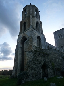 2009_11_02 40 Wymondham abdij - toren