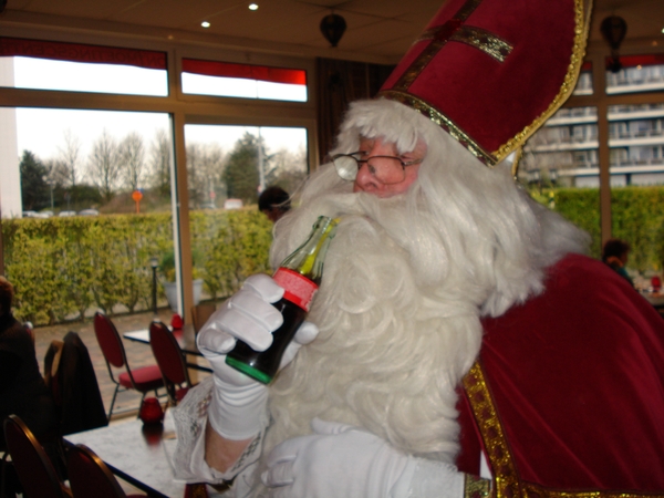 HET SMAAKT DE SINT