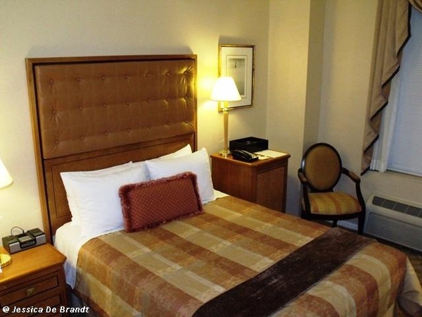 2009_11_12 NY Hotel Metro 07 kamer