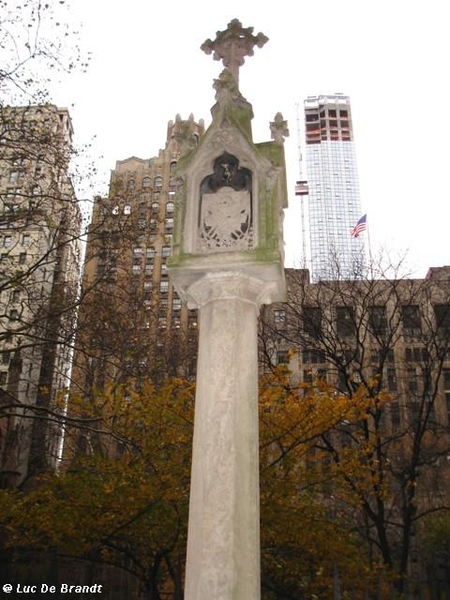 2009_11_13 NY 182L Trinity Church