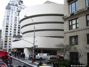 2009_11_14 NY 034 Uptown Tour Guggenheim Museum