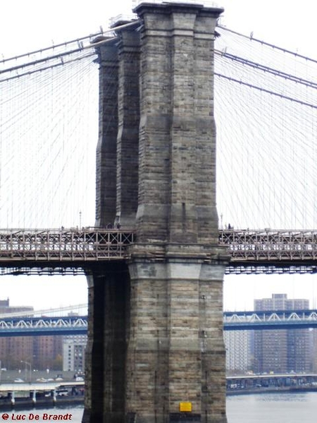 2009_11_14 NY 079L Brooklyn Bridge