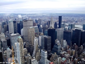 2009_11_15 NY 024L Empire State Building panorama