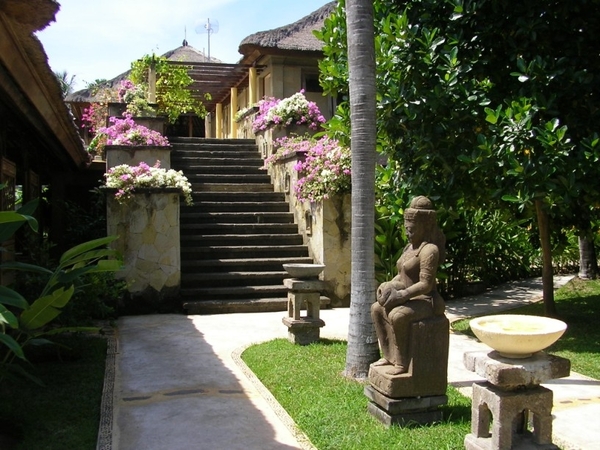 Indonesië 1 381