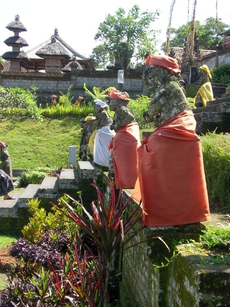 Indonesië 2 210