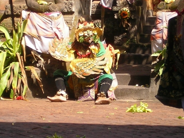 Indonesië 2 310