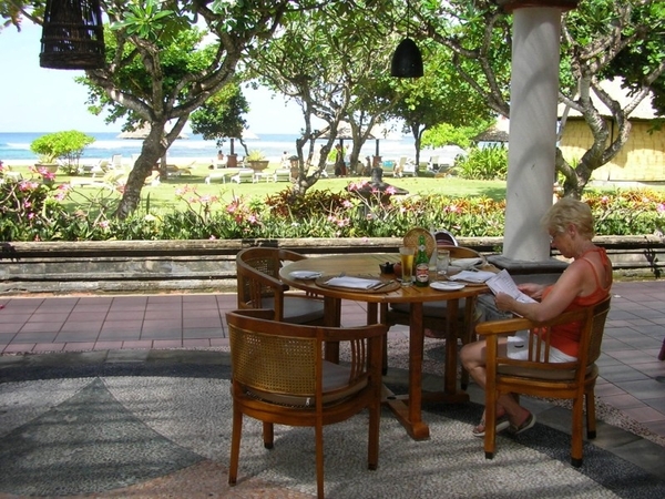 Indonesië 2 333