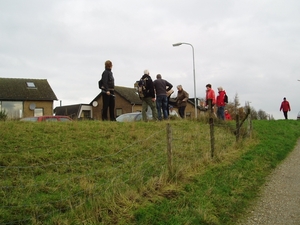 toch moeten we over het hek