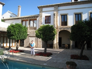 Hotel Puerta de la Luna
