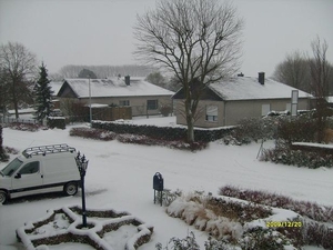 ONZE STRAAT IN DE SNEEUW