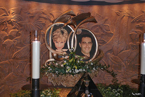 Memorial in Harrods van Prinses Diana en Dody.