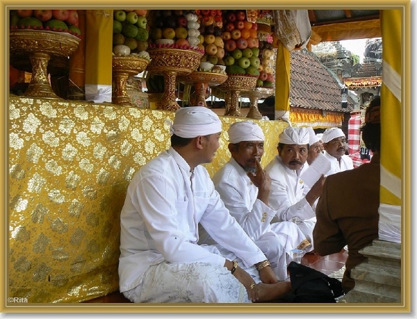 Ceremonie in Carangsari