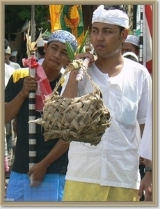 Ceremonie in Carangsari