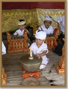 Ceremonie in Carangsari