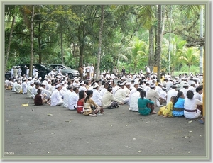 Ceremonie in Carangsari