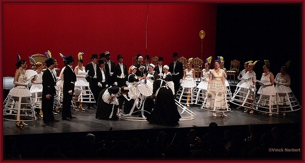 sized_sized_P2020548a