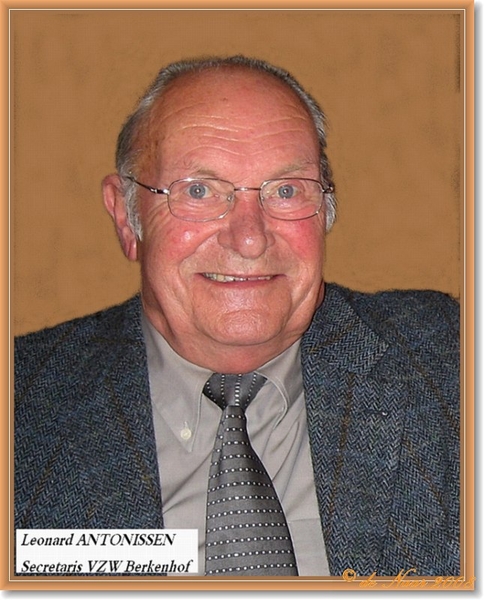 web_IMG_2059-3Leonard ANTONISSEN 812x1024