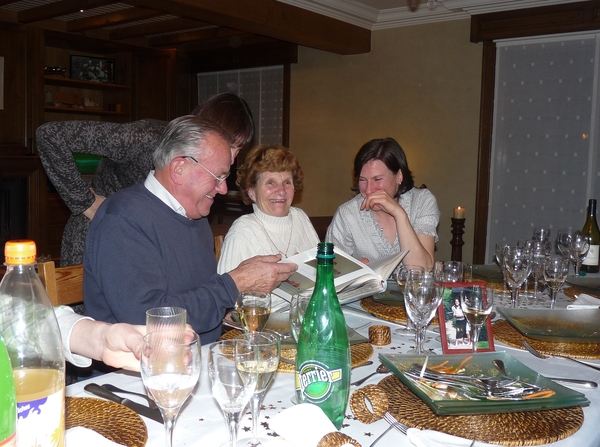 2009_12_31 19 Kortrijk Paul-Ann - Ann, ouders-Ann, Mieke