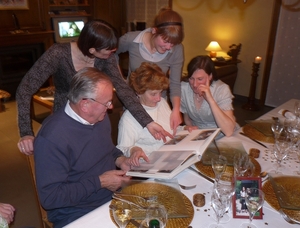 2009_12_31 23 Kortrijk Paul-Ann - Ann, ouders-Ann, Mieke, Elisa (