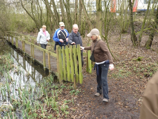 10.03.20.OOSTKAMP .ER ZIJN NOG BEHULPZAME MENSEN