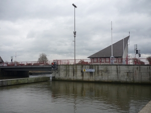 10.03.20.OOSTKAMP .DE BRUG