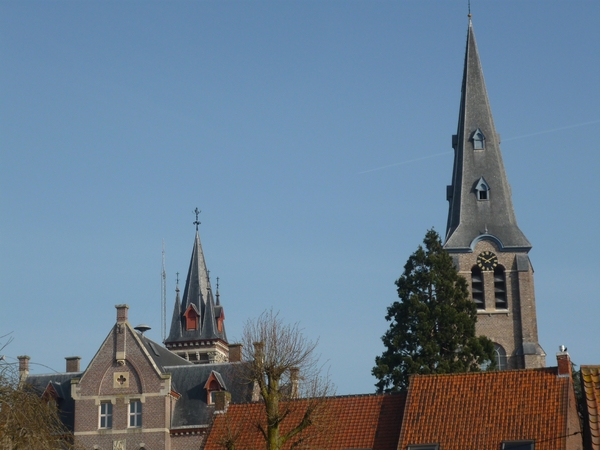 10.04.09.RUISELEDE.KERK EN GEMEENTEHUIS