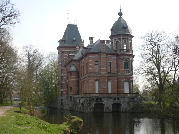 10.04.14.MARIAKERKE .HET KASTEEL