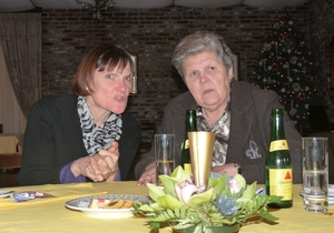 2010_01_03 42 Sint-Elooiswinkel - Mieke, moeder