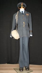 Brits Squadron Leader uniform
