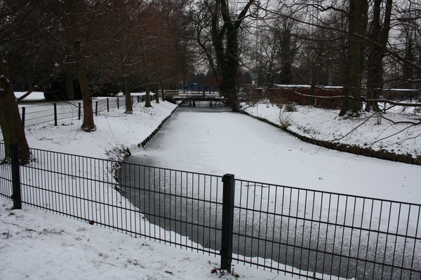slotgracht kasteeltje roosendael