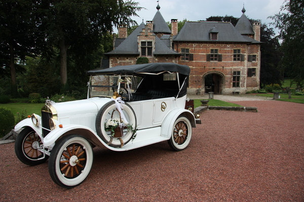 OLDTIMERS te HUUR Groot Bijgaarden