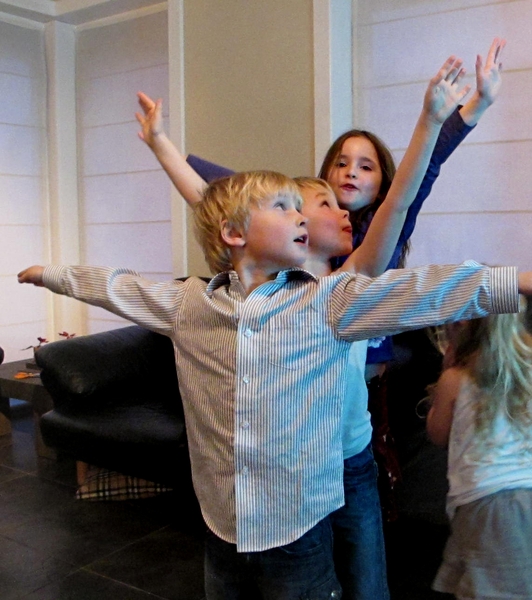 2010-01-24 kleinkinderen aan het dansen 03