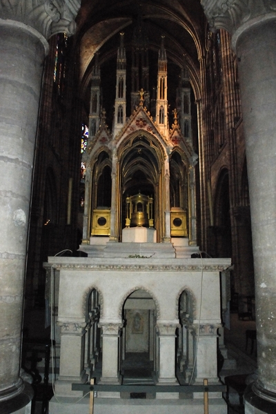 147  Parijs Basiliek van Saint-Denis - crypte