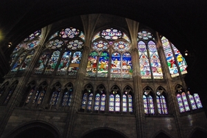 150  Parijs Basiliek van Saint-Denis - crypte