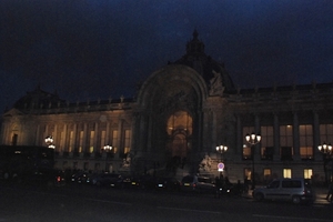 200  Paris by night