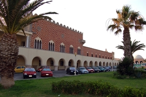 596 Rodos wandeling over boulevard