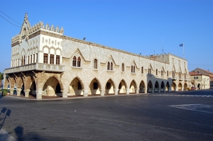 603 Rodos wandeling over boulevard