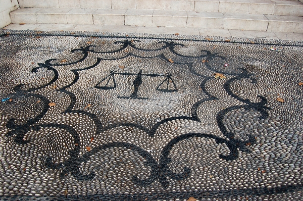 606 Rodos wandeling over boulevard