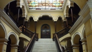 interieur van een gebouw aan de Plaza